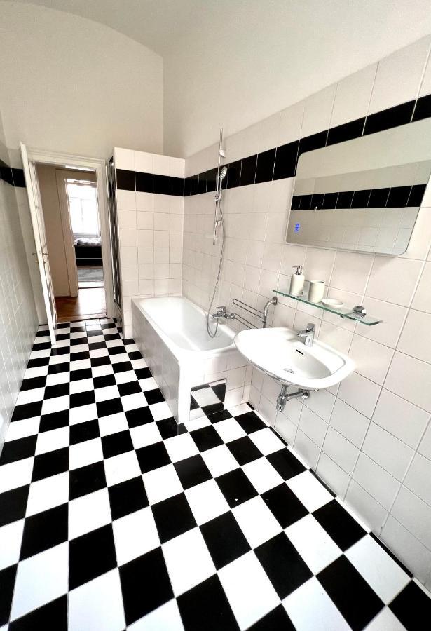 Iconic Suite_@O&R Vienna Luaran gambar